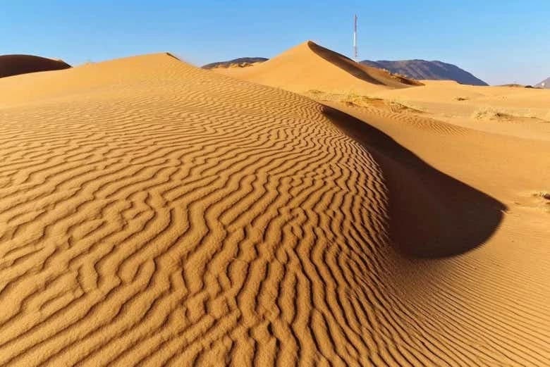 El Borj Desert 2-Day Trip - Image 2