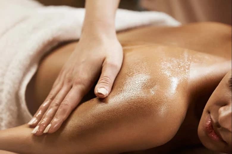 Bath and Massage at the Ziani Hammam - Image 10